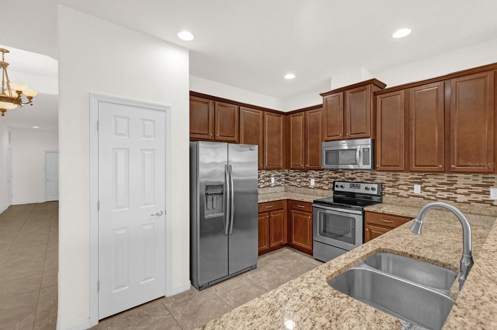 2153 PARROT FISH DR, HOLIDAY, FL, 34691