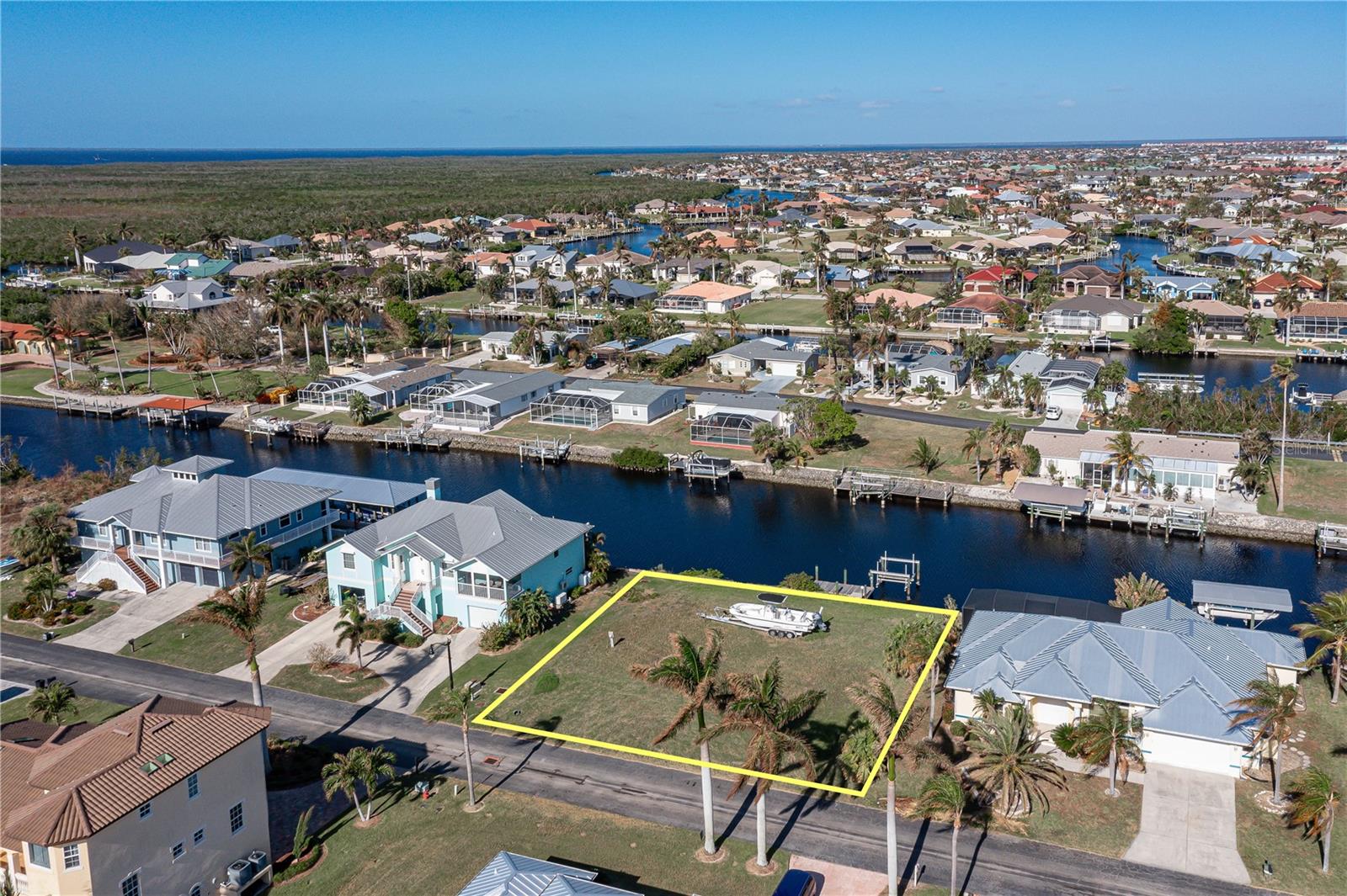 5487 SEA EDGE DR, PUNTA GORDA, FL, 33950