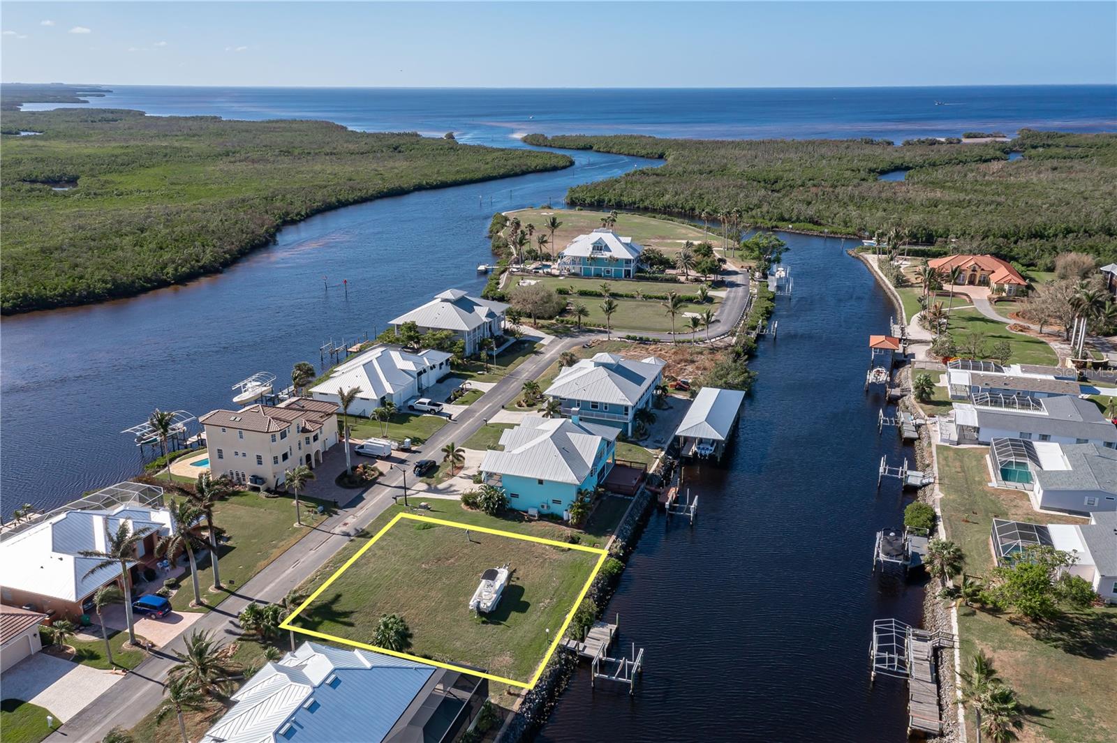 5487 SEA EDGE DR, PUNTA GORDA, FL, 33950