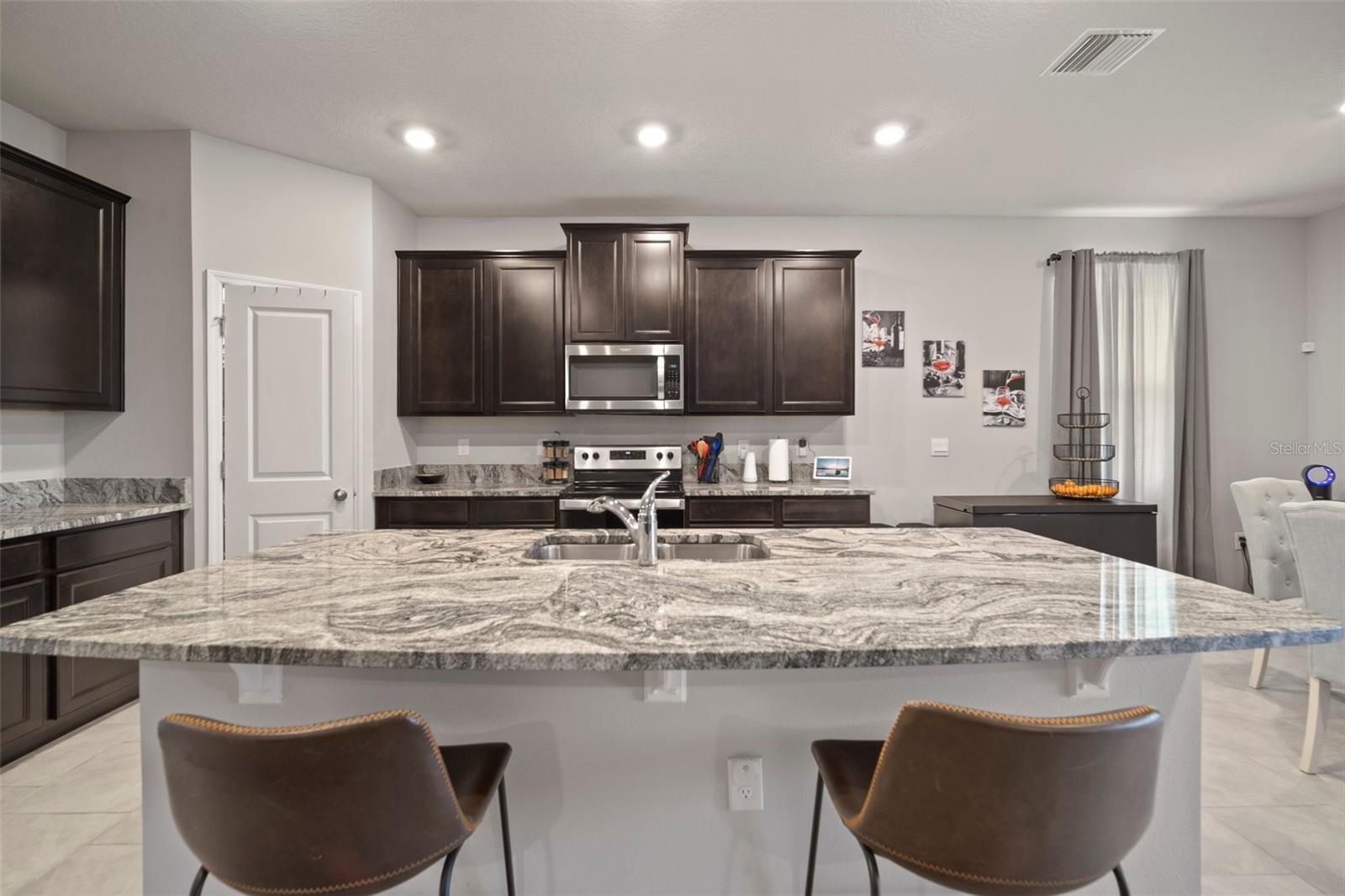 16784 GLACIER BAY LOOP, WIMAUMA, FL, 33598