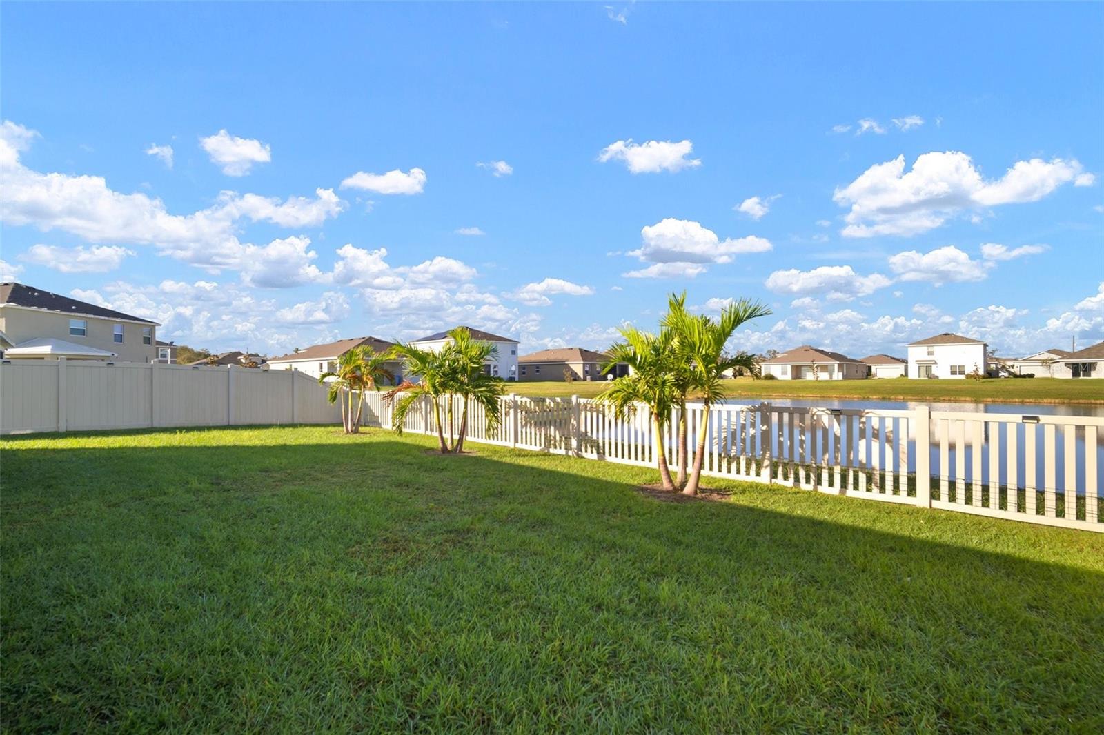 16784 GLACIER BAY LOOP, WIMAUMA, FL, 33598