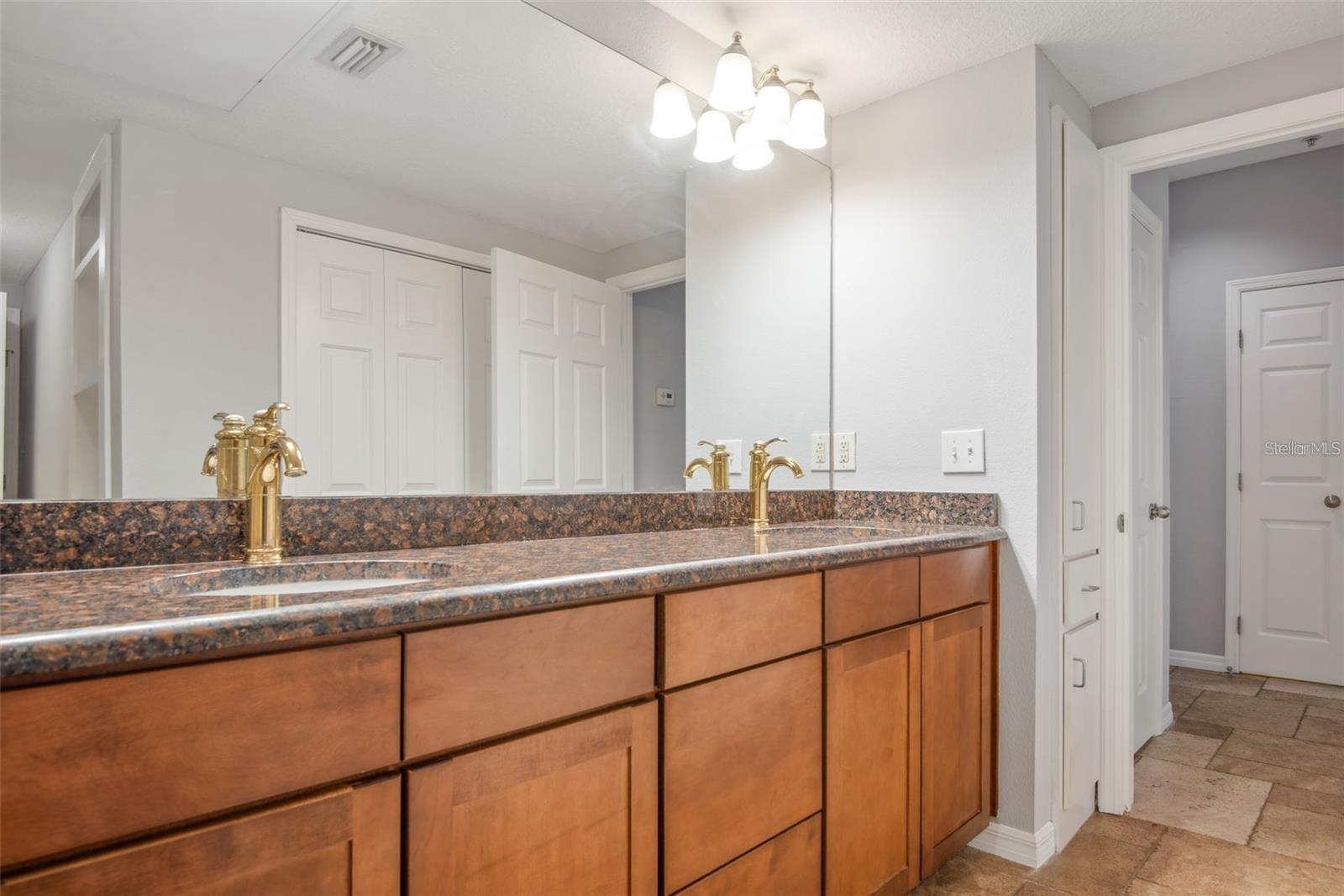 1810 E PALM AVE #1205, TAMPA, FL, 33605
