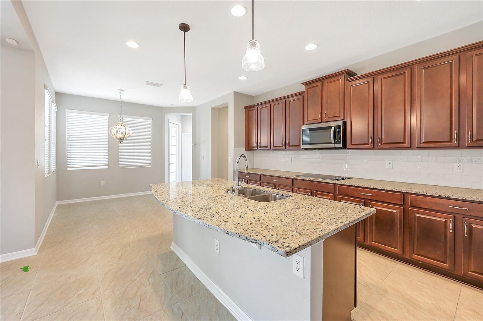 2781 SAND OAK LOOP, APOPKA, FL, 32712