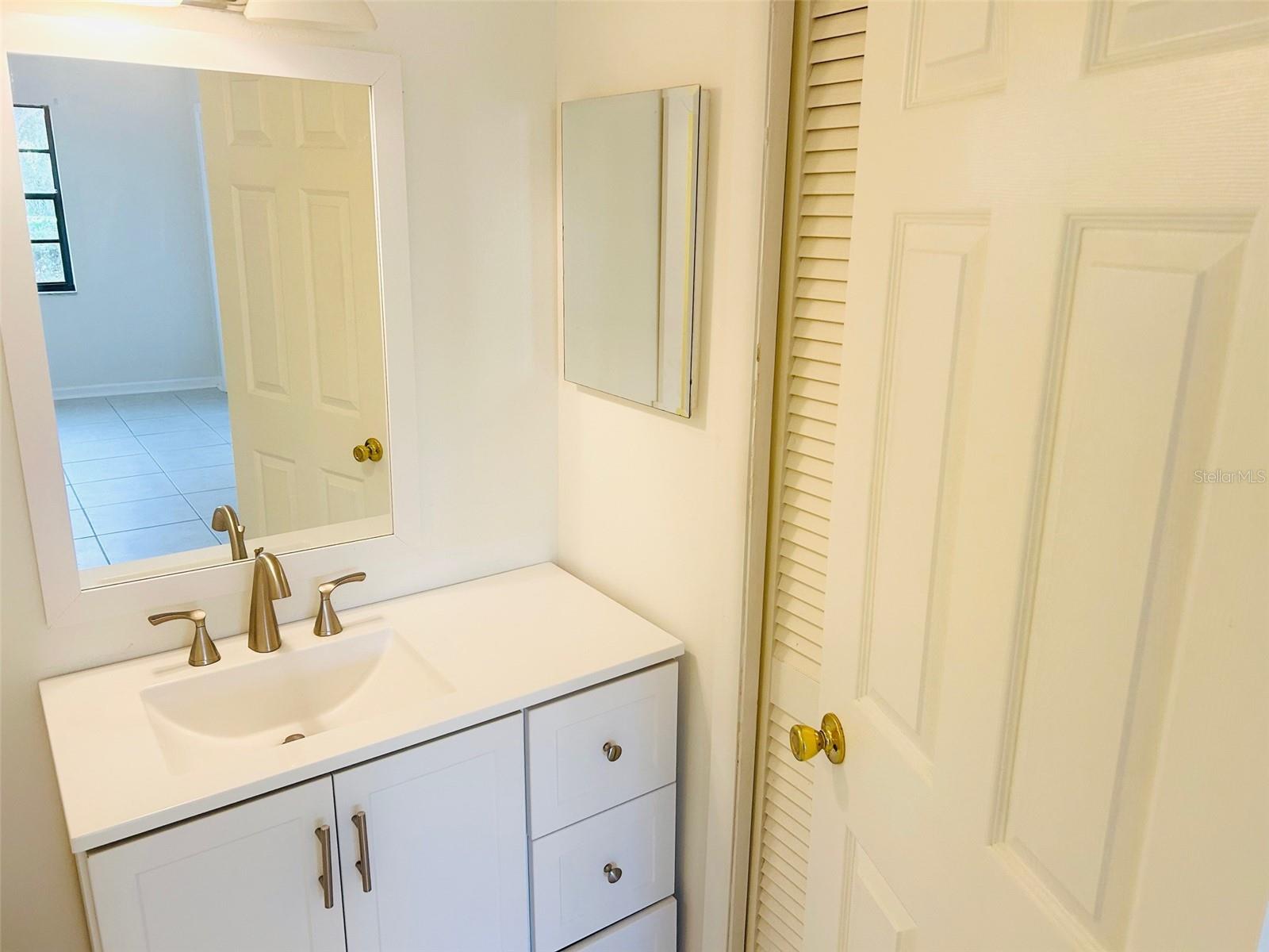 3038 EASTLAND BLVD #F102, CLEARWATER, FL, 33761