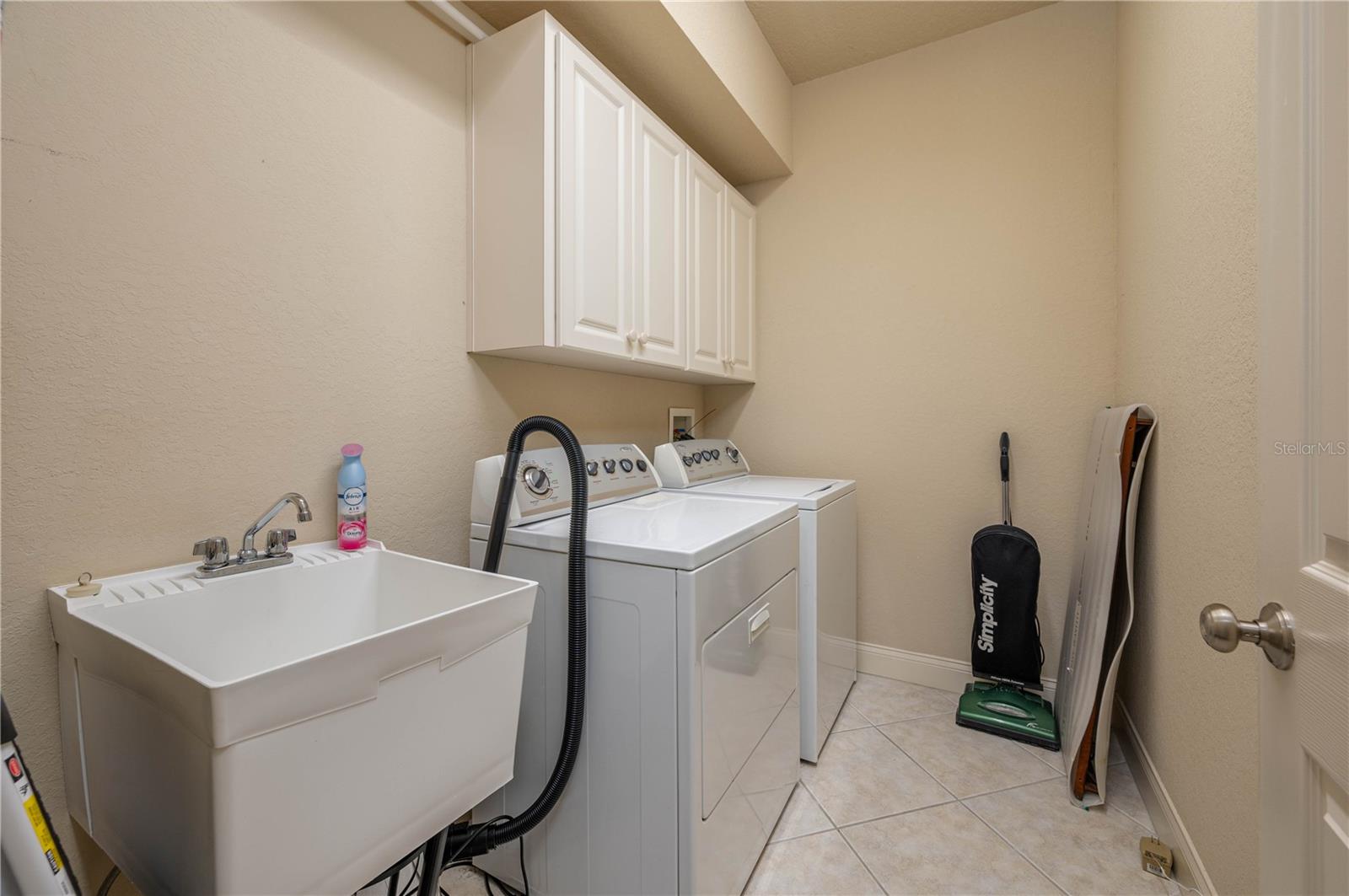 3017 MISSION LAKES DR, LAKELAND, FL, 33803
