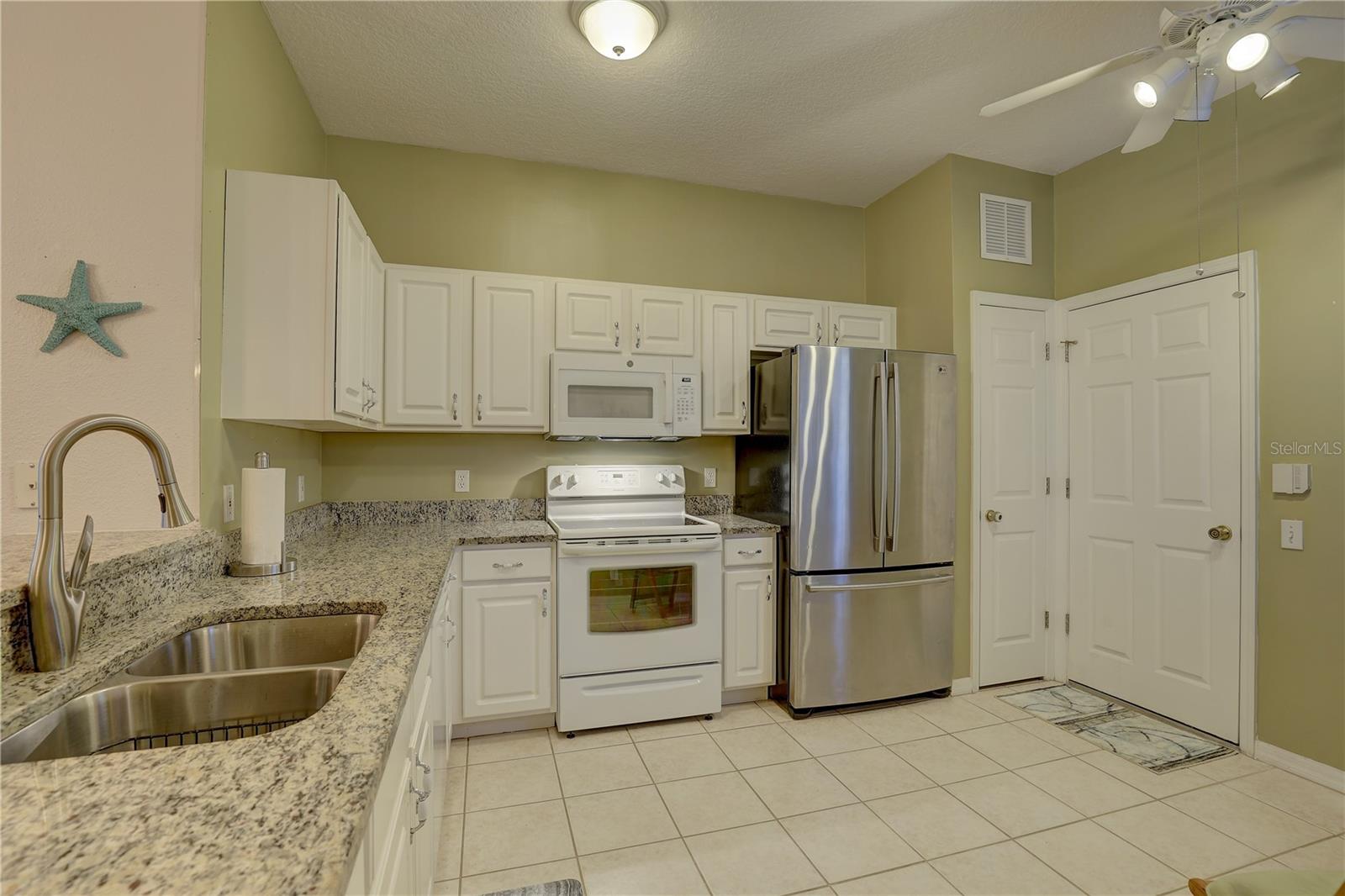 3663 COUNTRY POINTE PL, PALM HARBOR, FL, 34684