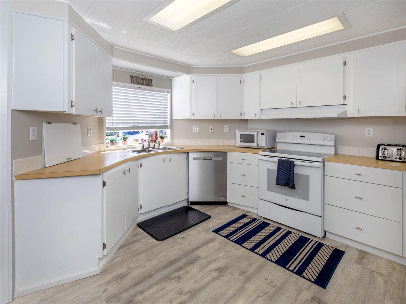 130 LAZY RIVER RD, NORTH PORT, FL, 34287