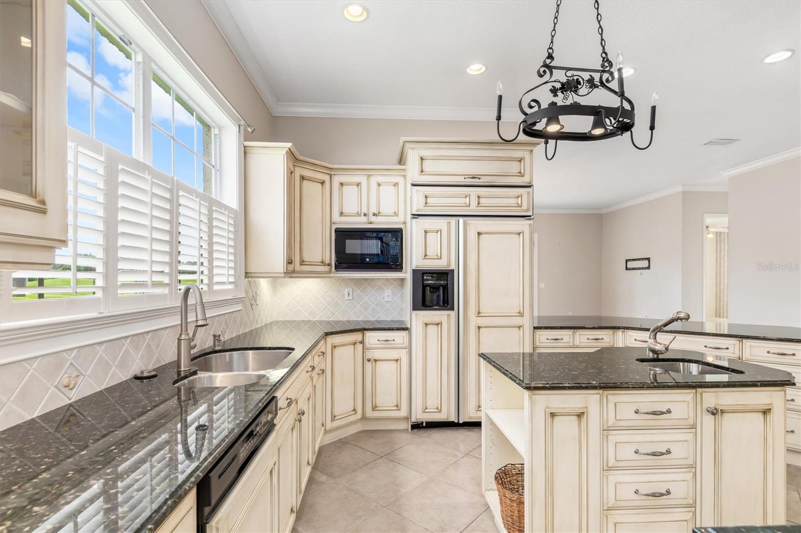 A4627867 Property Photo