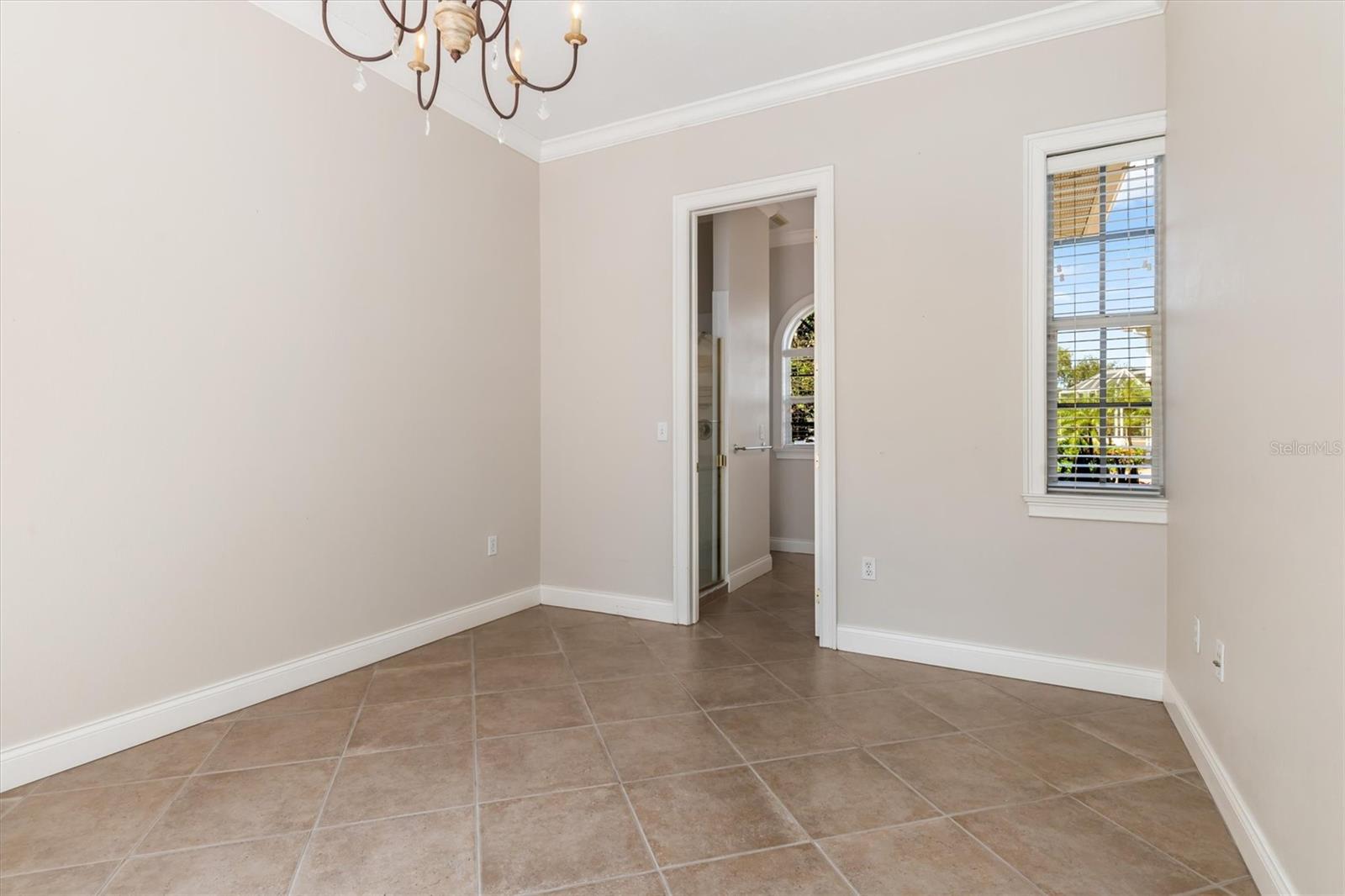 A4627867 Property Photo