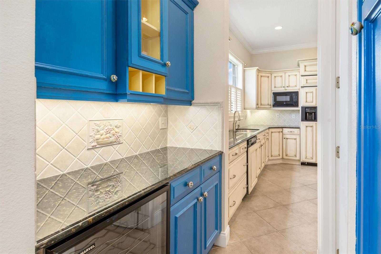 A4627867 Property Photo