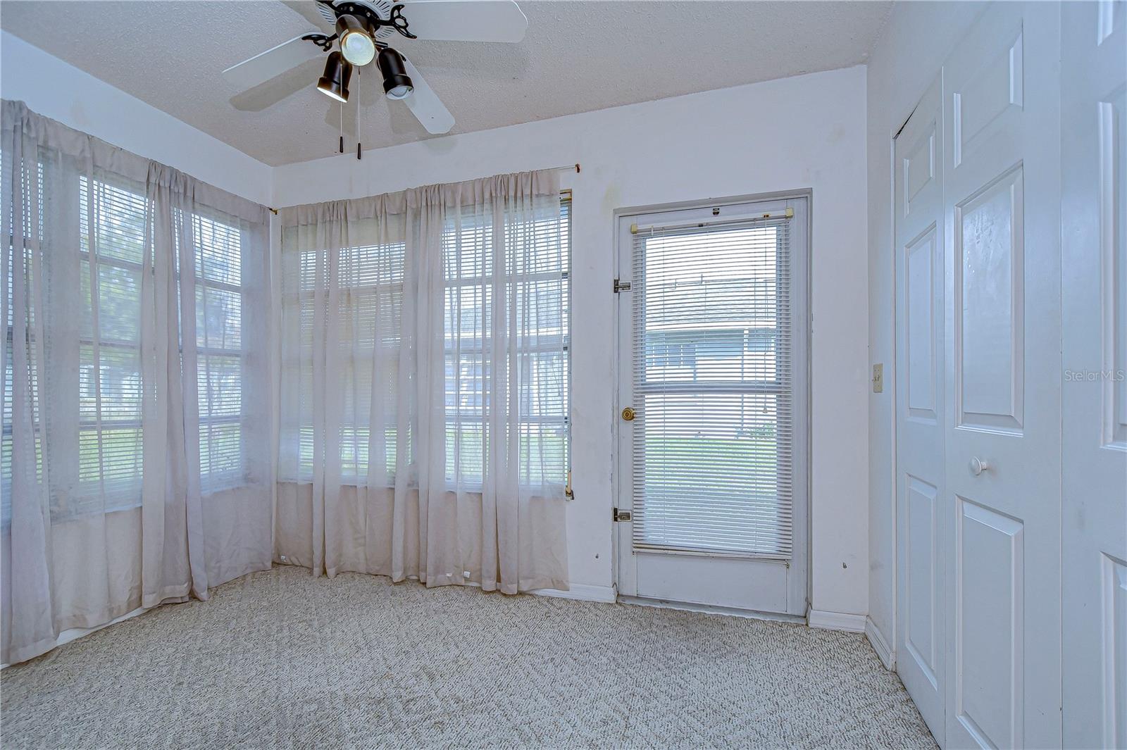 6712 HOLLY CT, ZEPHYRHILLS, FL, 33542