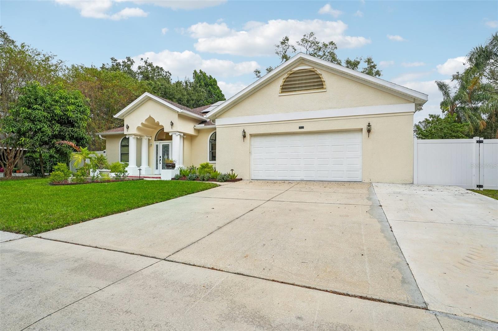 3017 COLONIAL RIDGE DR, BRANDON, FL, 33511