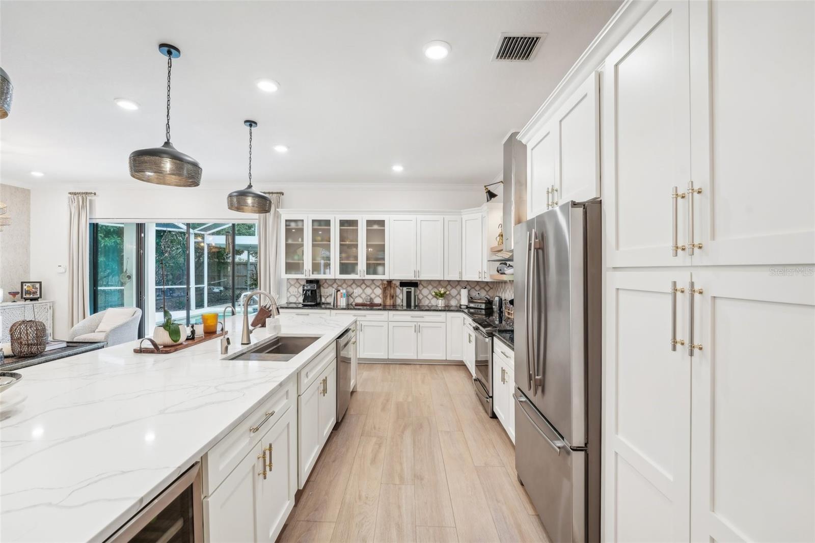 3017 COLONIAL RIDGE DR, BRANDON, FL, 33511