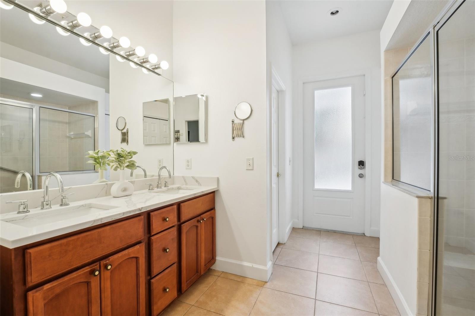 3017 COLONIAL RIDGE DR, BRANDON, FL, 33511