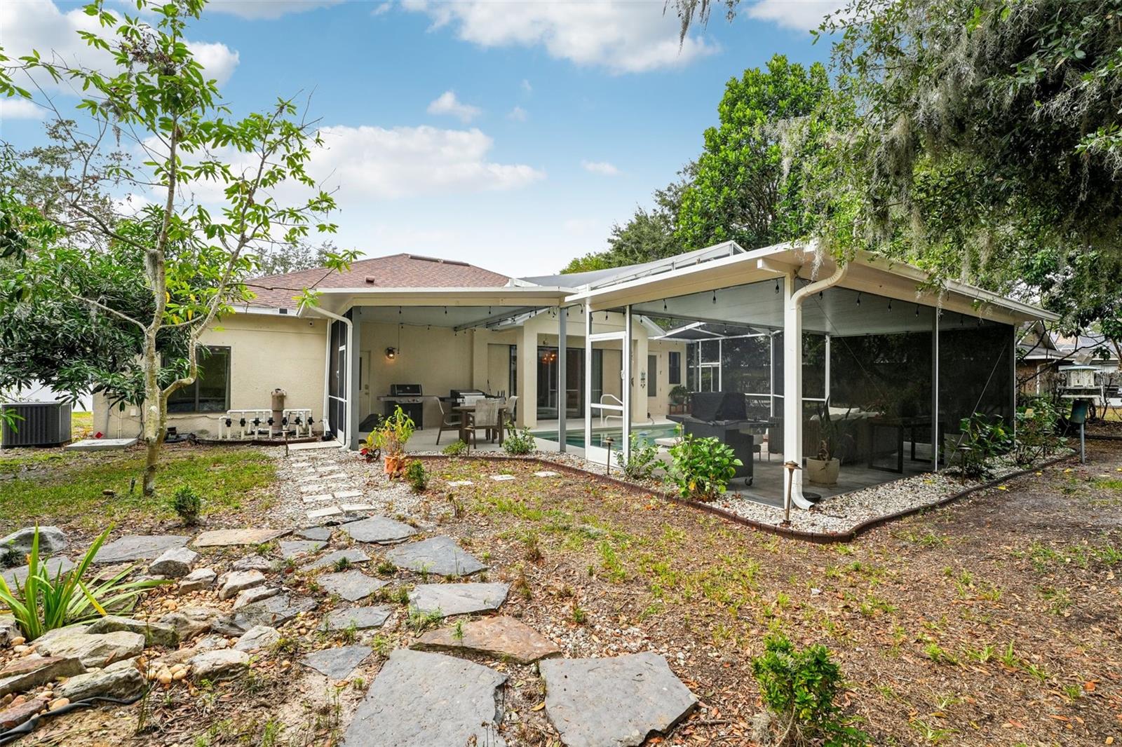 3017 COLONIAL RIDGE DR, BRANDON, FL, 33511