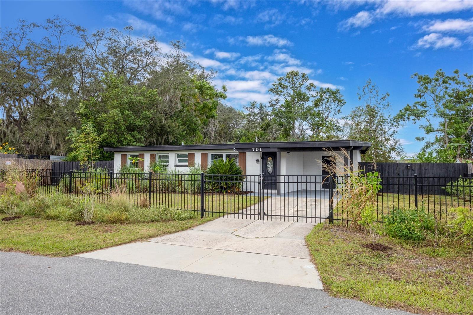 701 LOGAN DR, LONGWOOD, FL, 32750