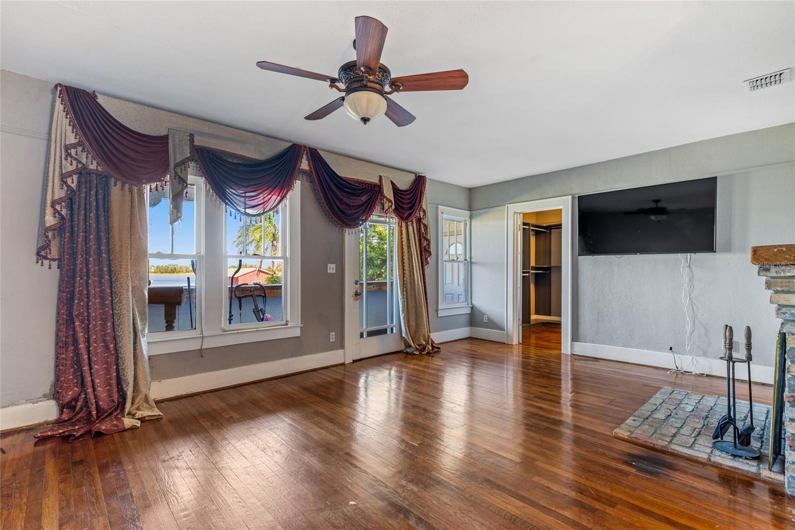 4801 BEACH BLVD, ORLANDO, FL, 32803