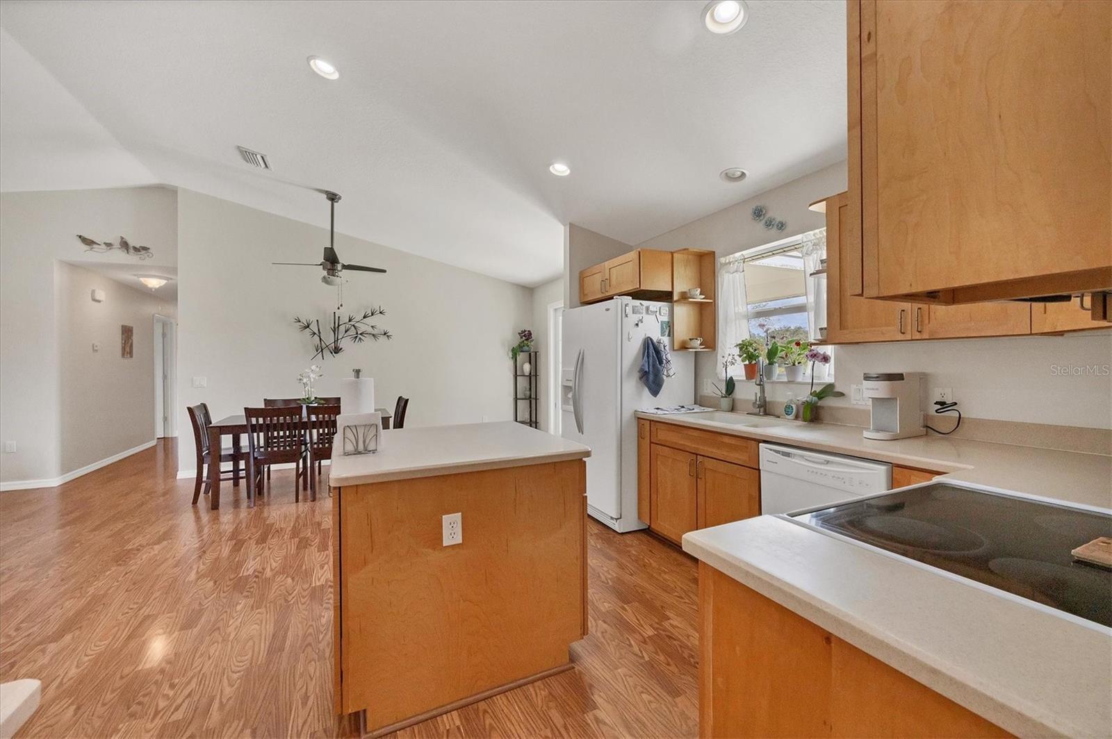 38603 TAYLOR RD, MYAKKA CITY, FL, 34251