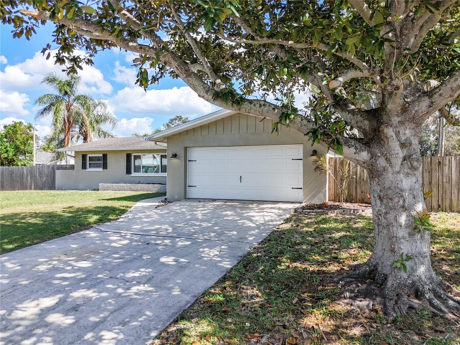 2063 DAWN DR, CLEARWATER, FL, 33763