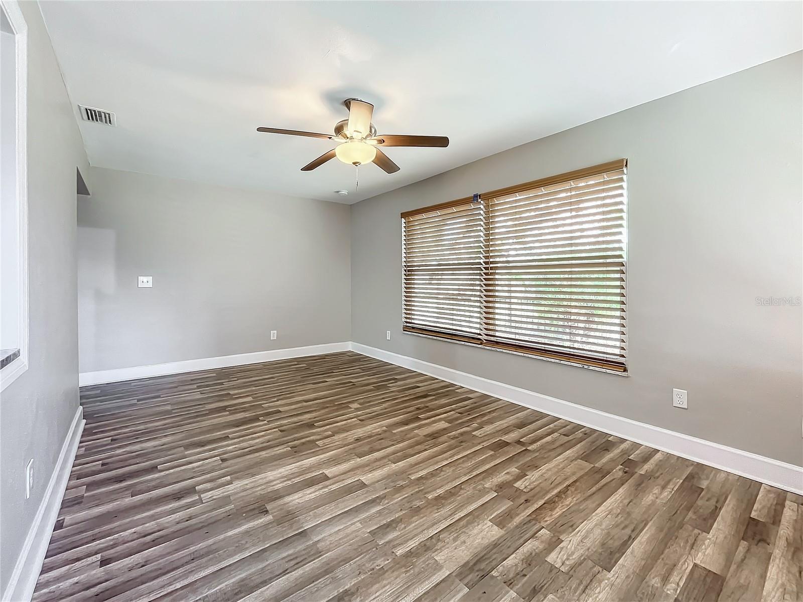 2063 DAWN DR, CLEARWATER, FL, 33763