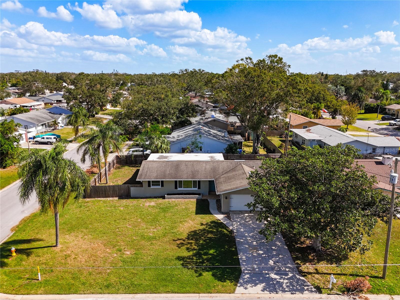 2063 DAWN DR, CLEARWATER, FL, 33763