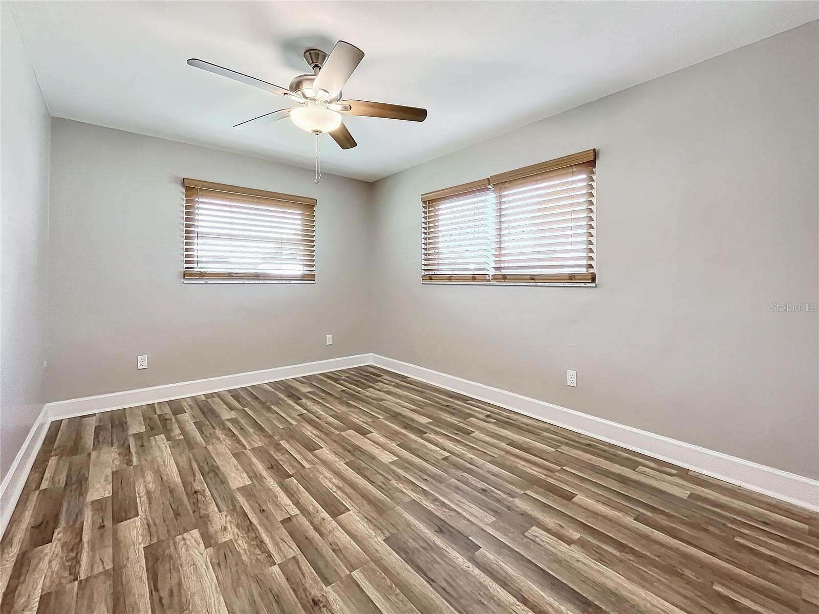 2063 DAWN DR, CLEARWATER, FL, 33763