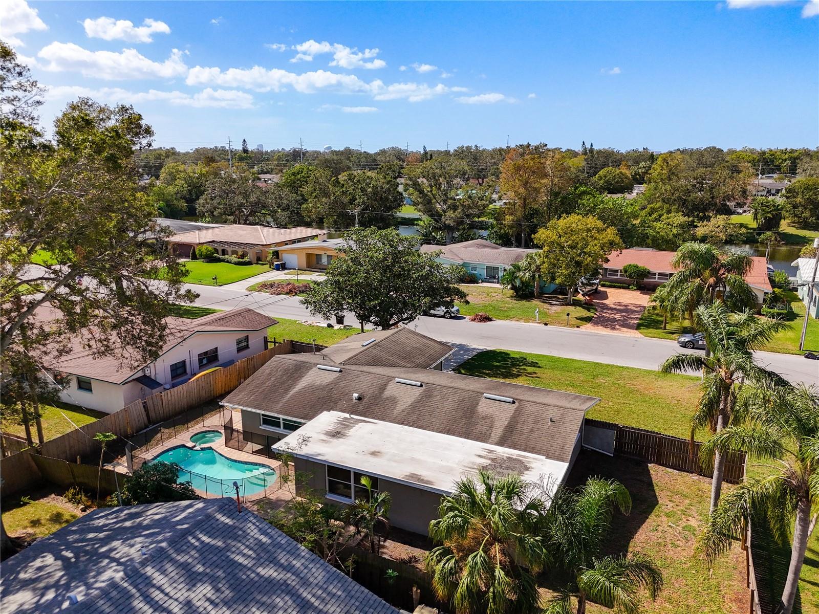 2063 DAWN DR, CLEARWATER, FL, 33763