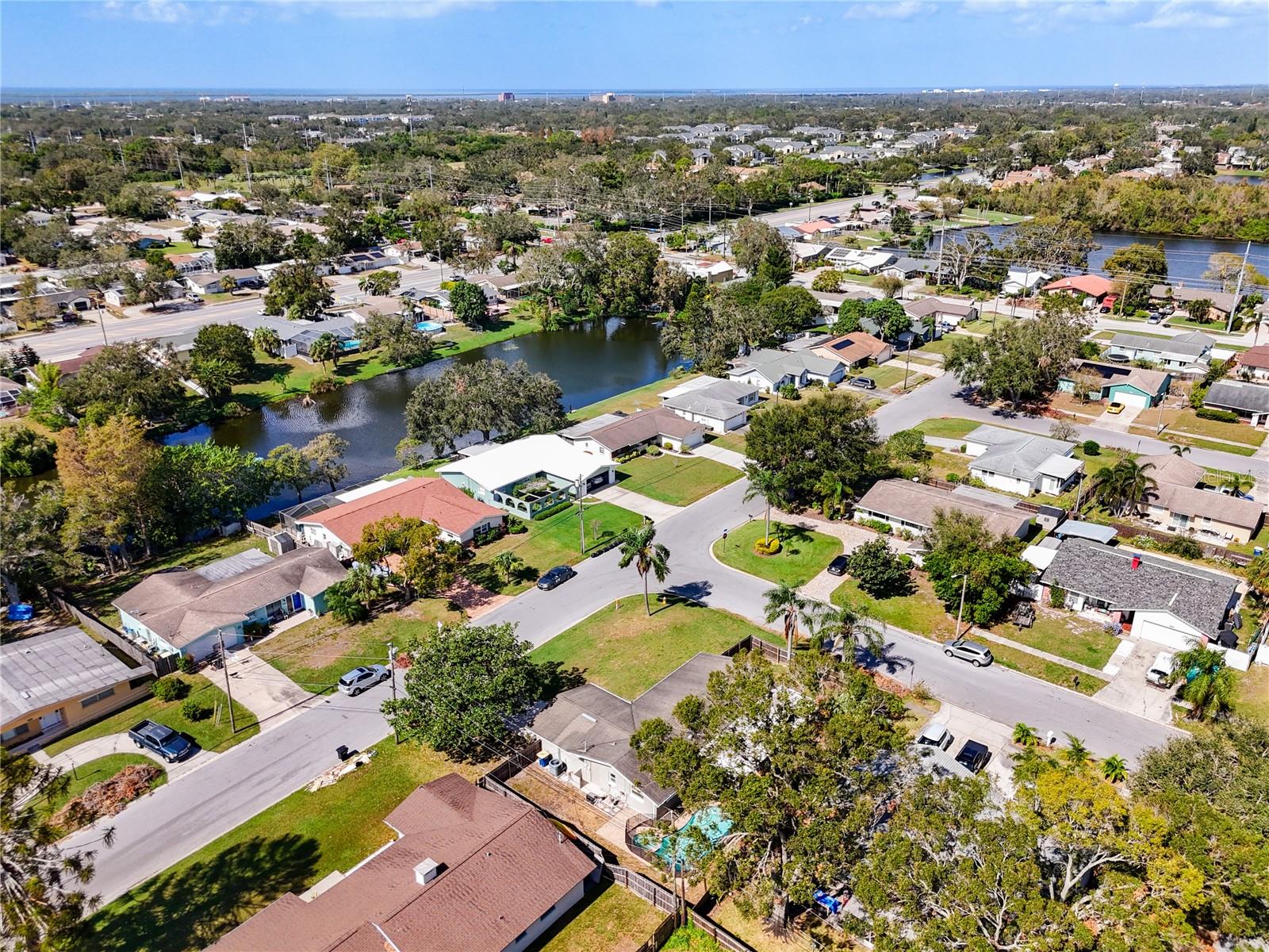 2063 DAWN DR, CLEARWATER, FL, 33763