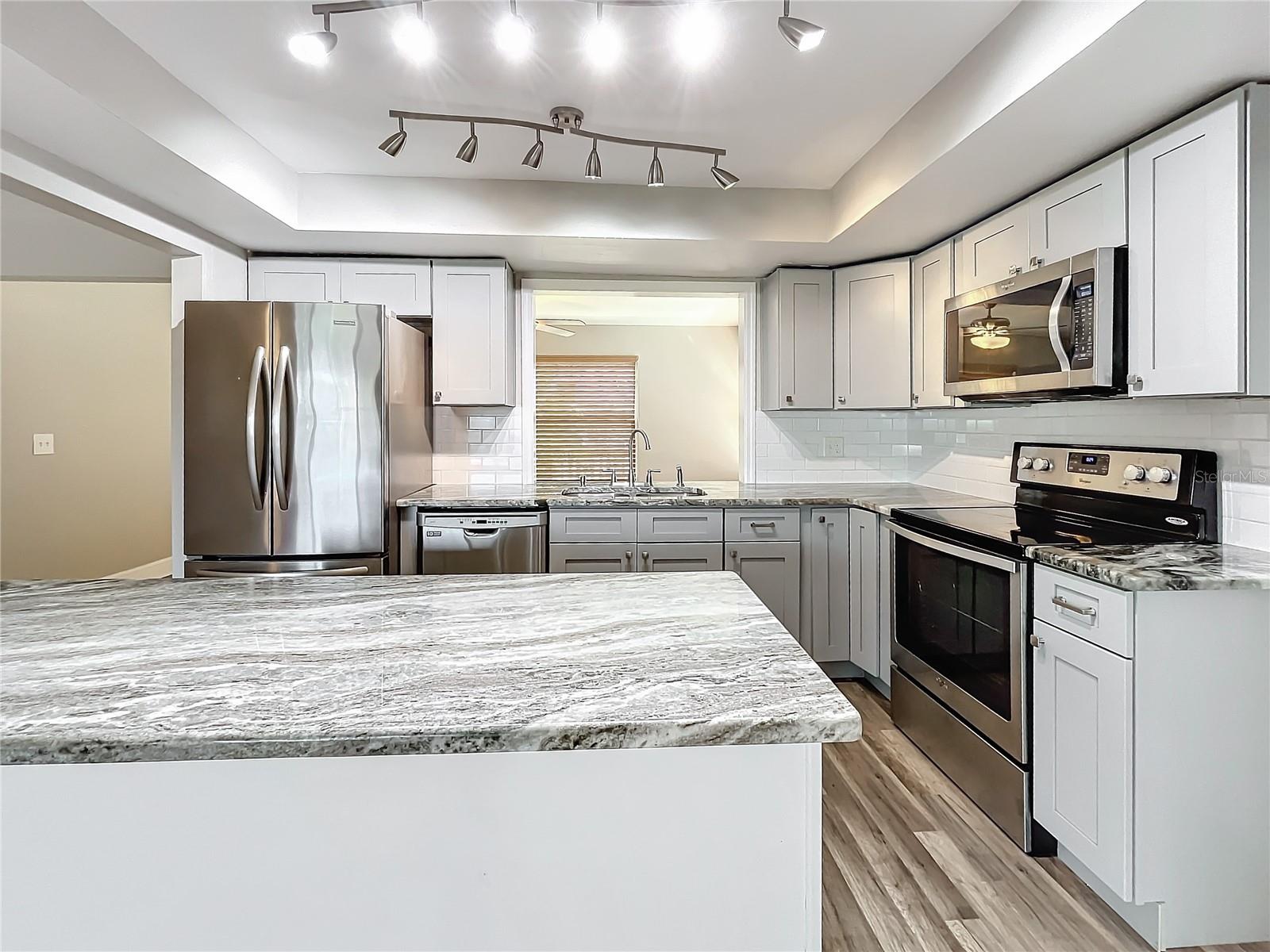 2063 DAWN DR, CLEARWATER, FL, 33763