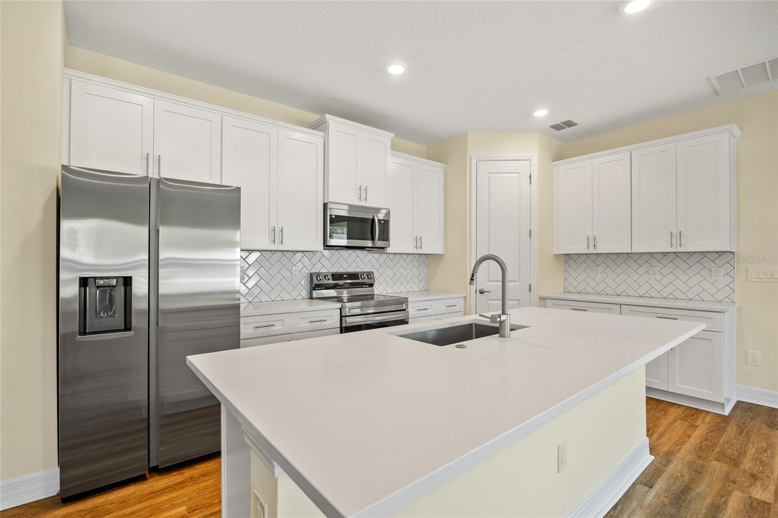 1293 PRESTON ST, PORT CHARLOTTE, FL, 33952