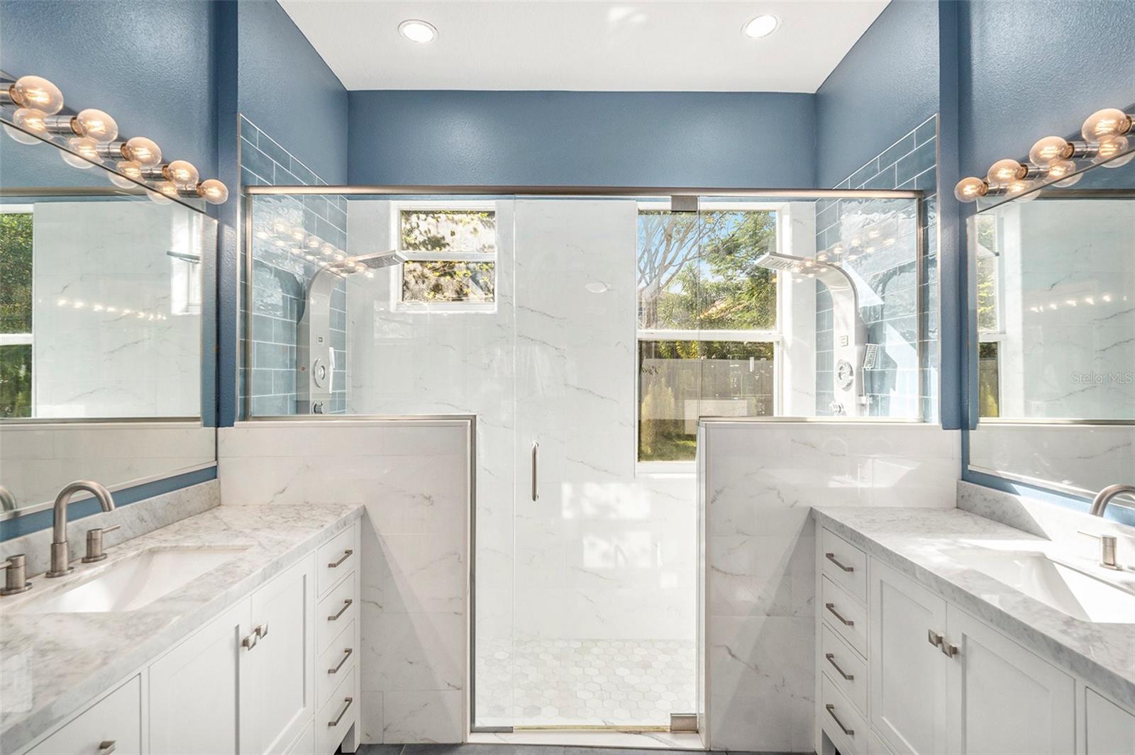 6555 BLUE GROSBEAK CIR, LAKEWOOD RANCH, FL, 34202