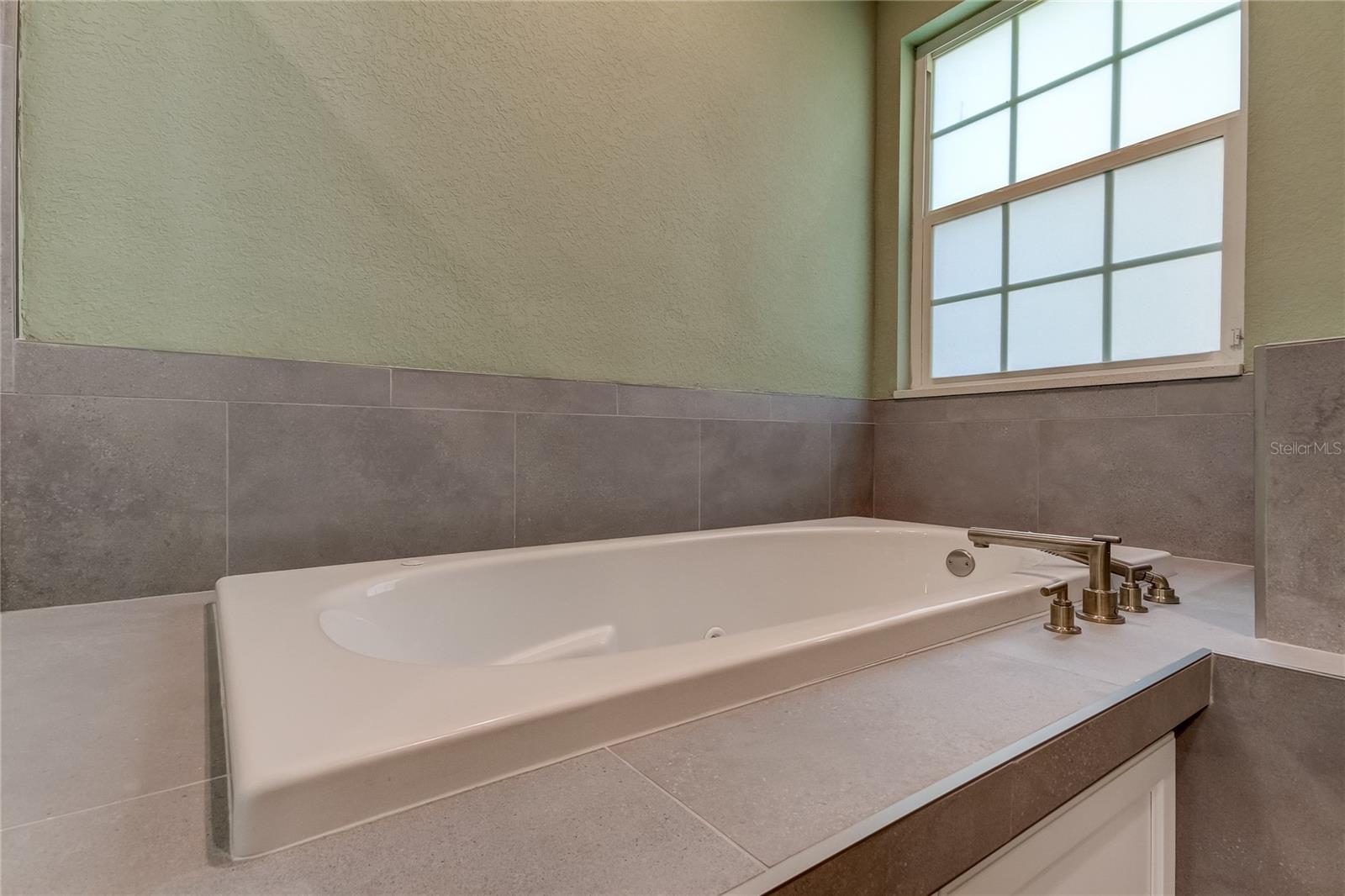 2420 KENT PL, CLEARWATER, FL, 33764