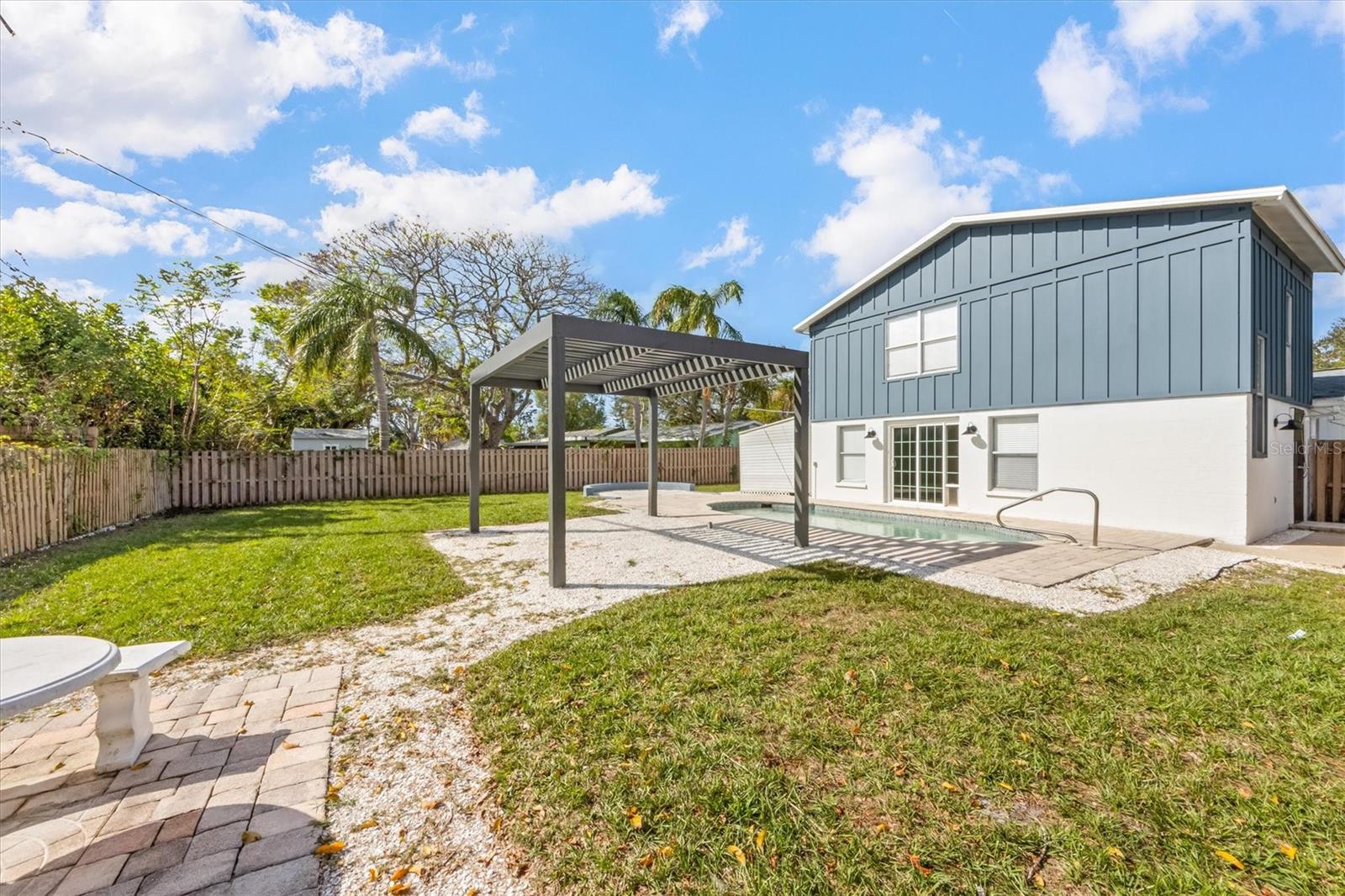 5321 13TH AVENUE DR W, BRADENTON, FL, 34209