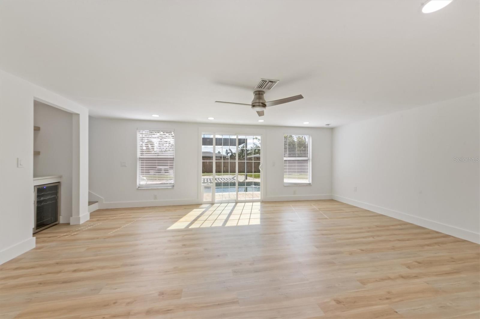 5321 13TH AVENUE DR W, BRADENTON, FL, 34209