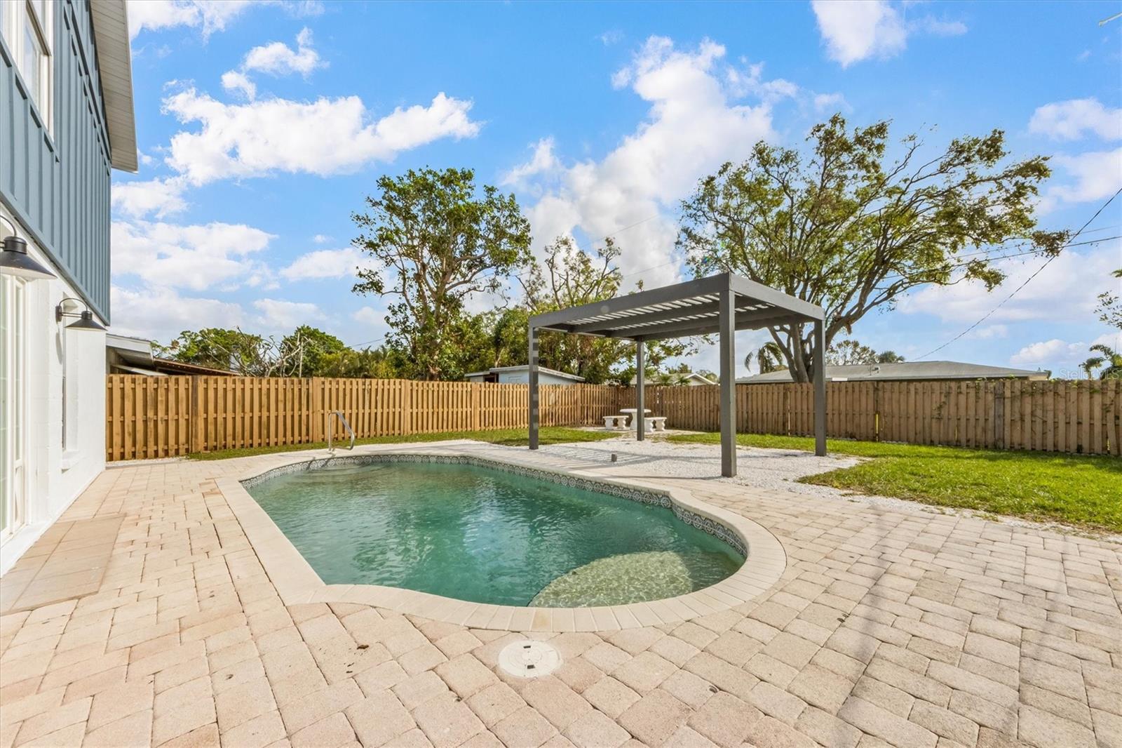 5321 13TH AVENUE DR W, BRADENTON, FL, 34209