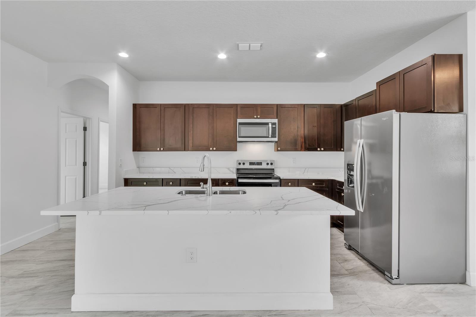 15190 CR-565A, CLERMONT, FL, 34711