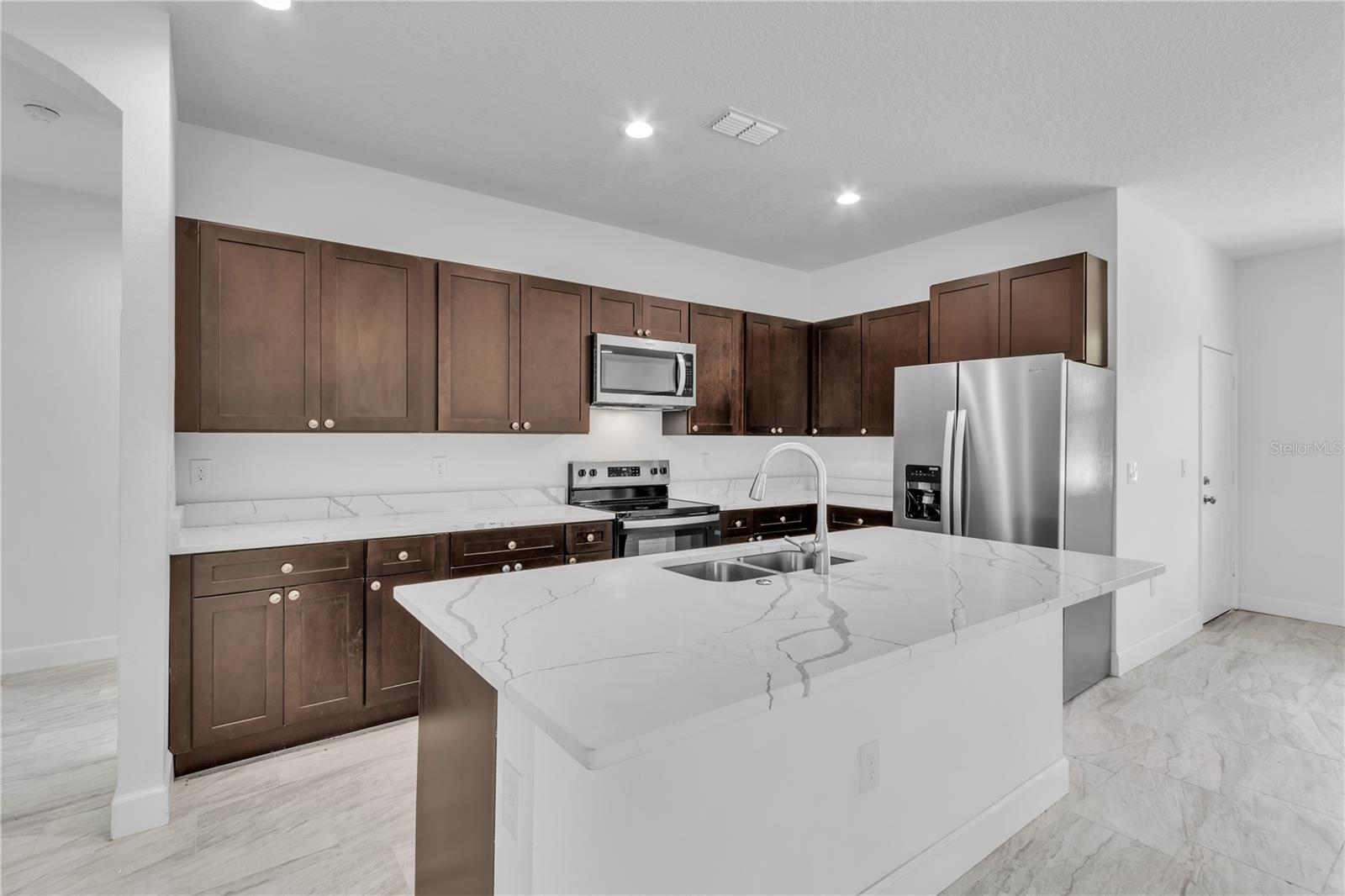 15190 CR-565A, CLERMONT, FL, 34711