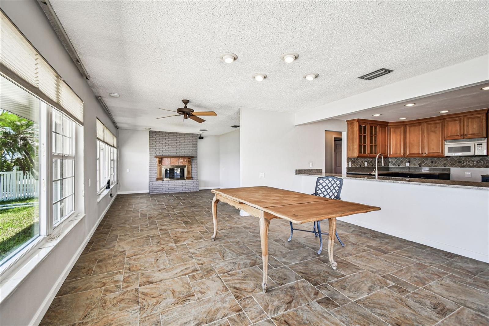 529 JOHNS PASS AVE, MADEIRA BEACH, FL, 33708