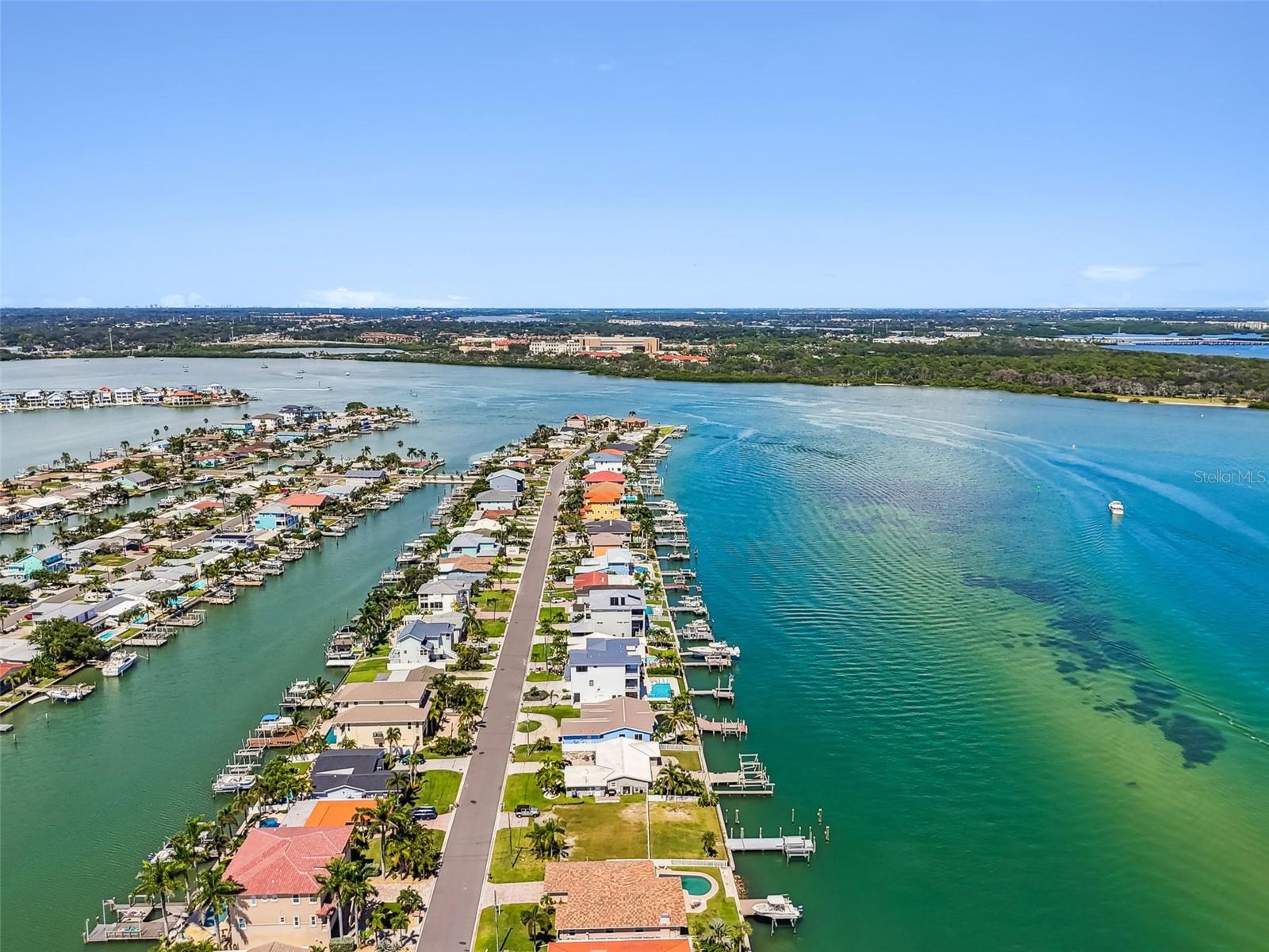 529 JOHNS PASS AVE, MADEIRA BEACH, FL, 33708