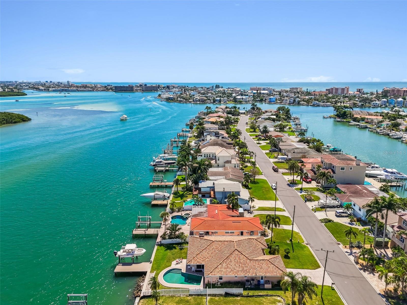 529 JOHNS PASS AVE, MADEIRA BEACH, FL, 33708