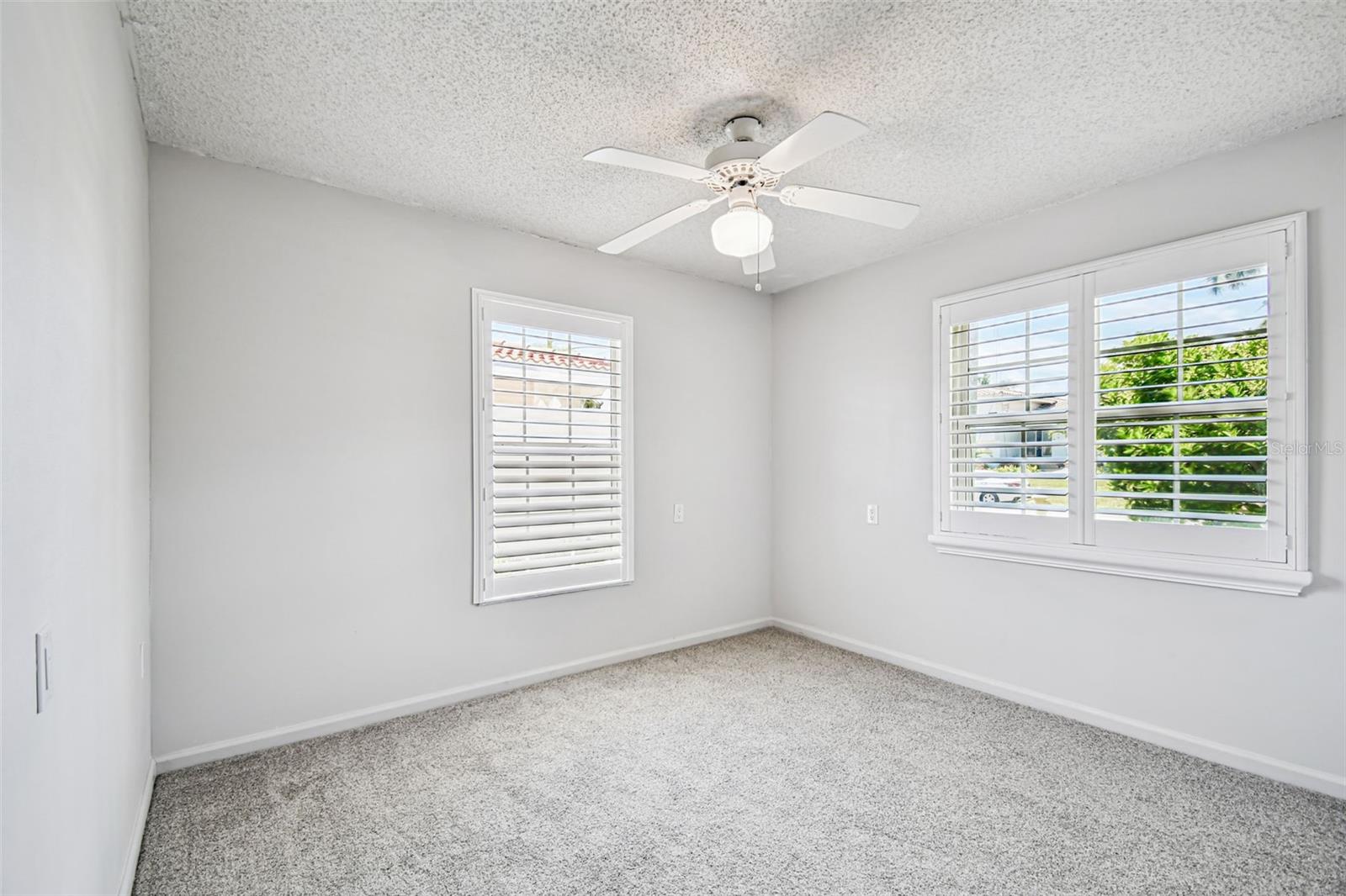 529 JOHNS PASS AVE, MADEIRA BEACH, FL, 33708