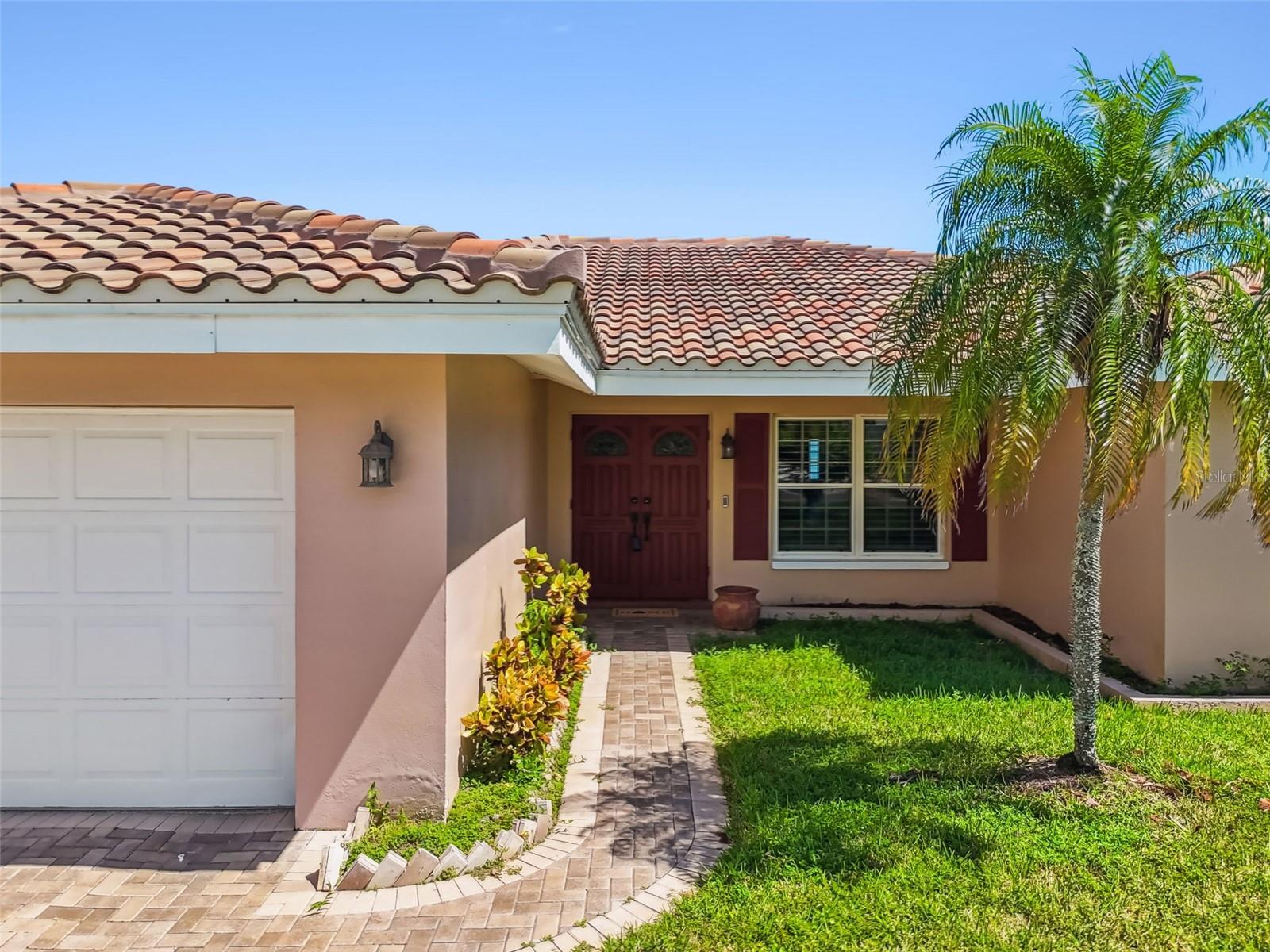 529 JOHNS PASS AVE, MADEIRA BEACH, FL, 33708