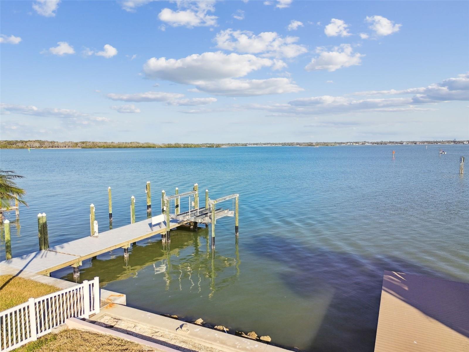 529 JOHNS PASS AVE, MADEIRA BEACH, FL, 33708