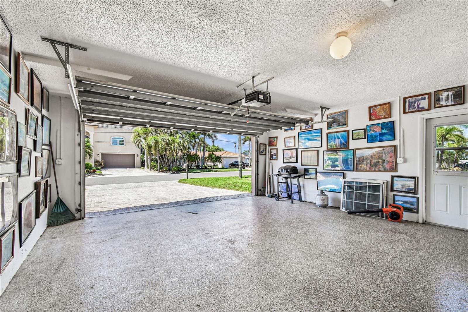 529 JOHNS PASS AVE, MADEIRA BEACH, FL, 33708