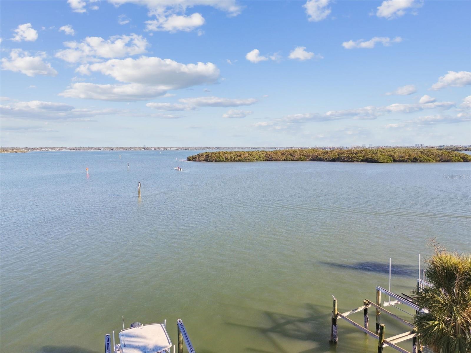529 JOHNS PASS AVE, MADEIRA BEACH, FL, 33708