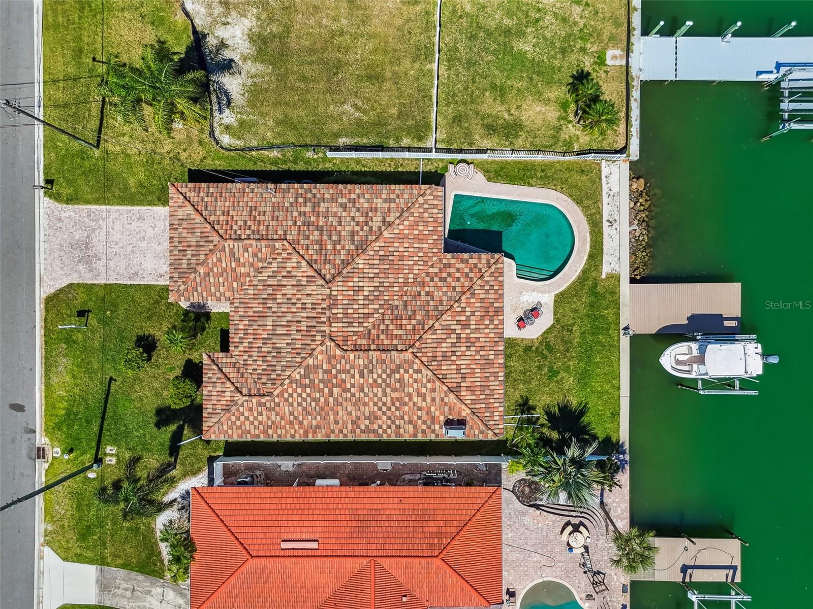 529 JOHNS PASS AVE, MADEIRA BEACH, FL, 33708