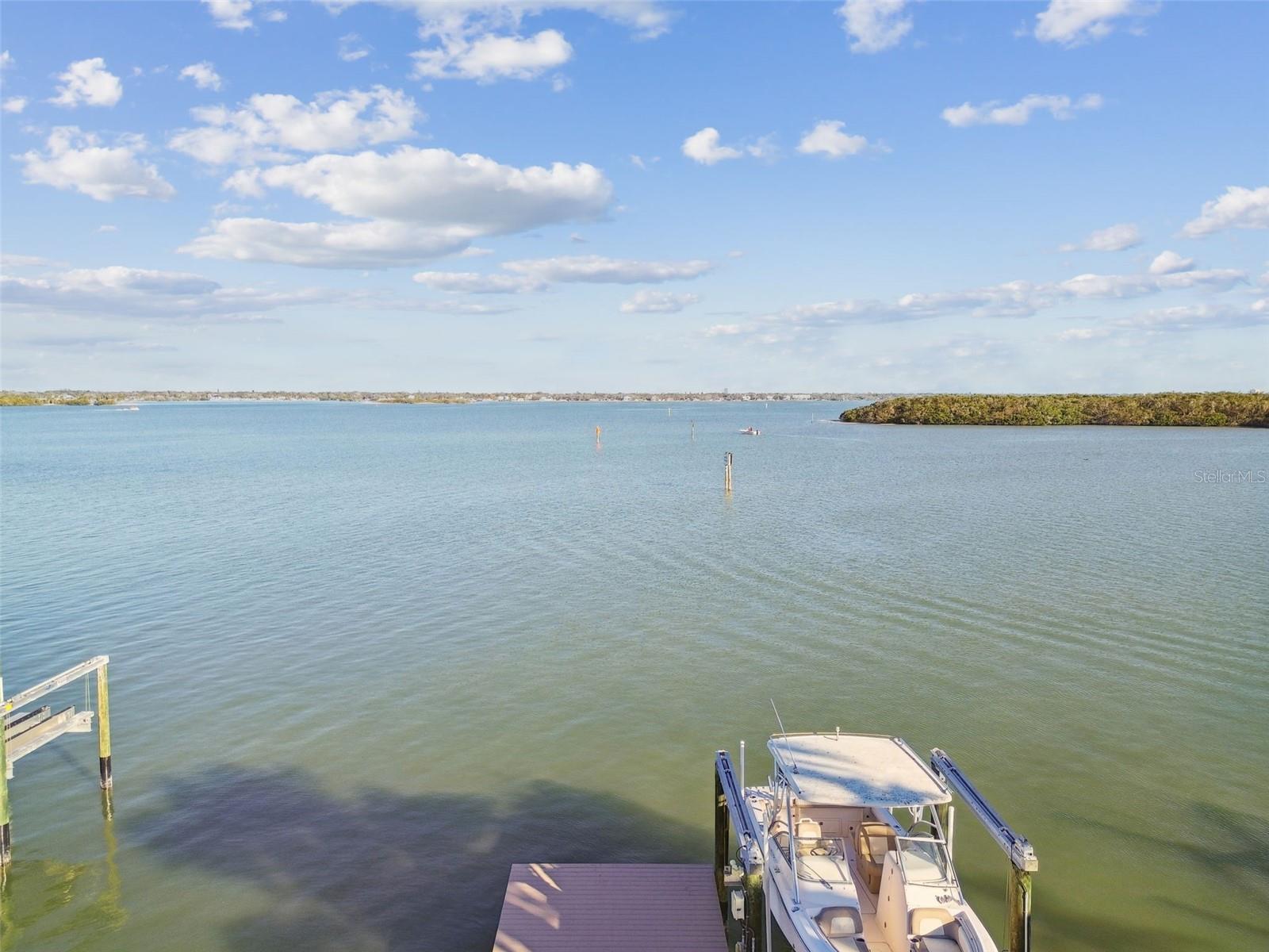 529 JOHNS PASS AVE, MADEIRA BEACH, FL, 33708