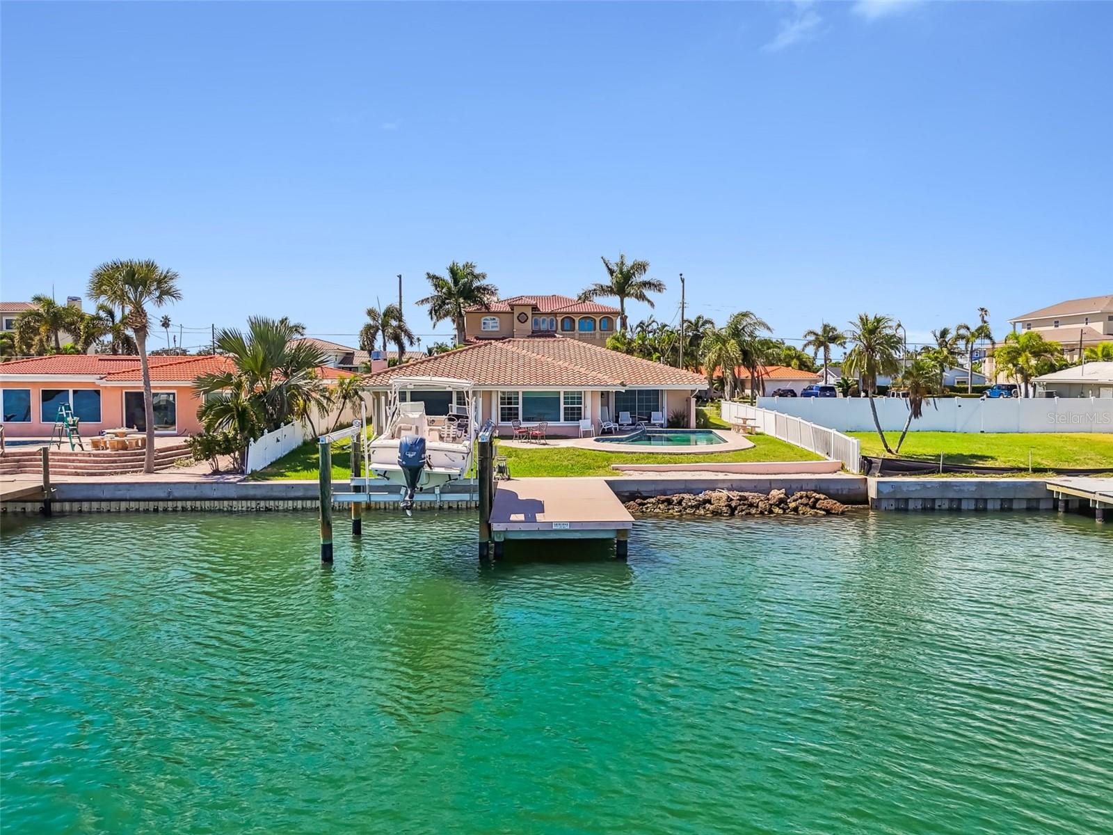 529 JOHNS PASS AVE, MADEIRA BEACH, FL, 33708