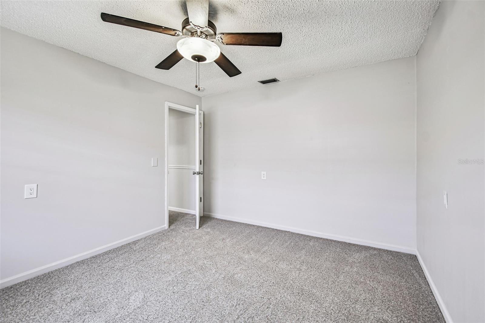 529 JOHNS PASS AVE, MADEIRA BEACH, FL, 33708