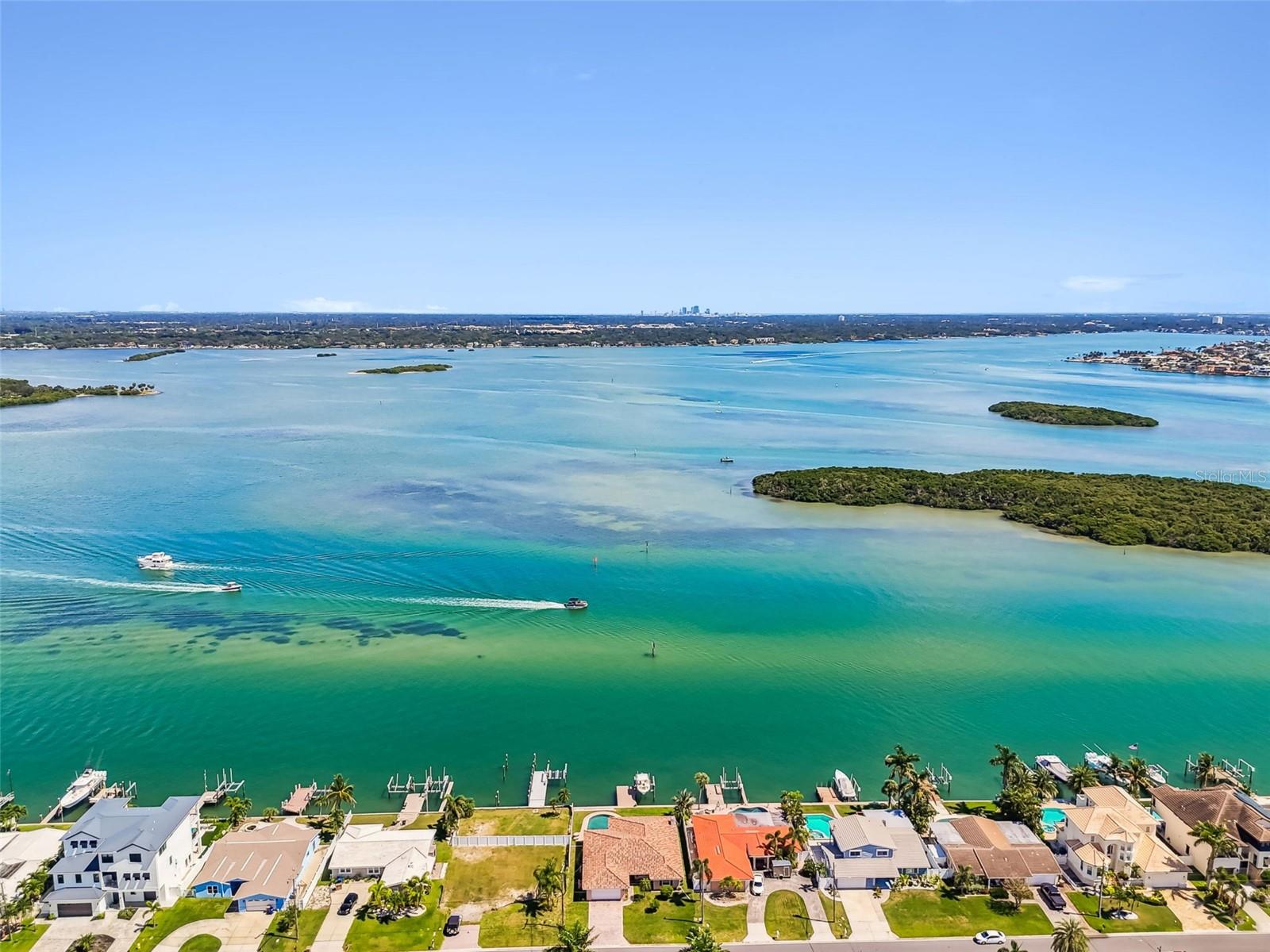 529 JOHNS PASS AVE, MADEIRA BEACH, FL, 33708